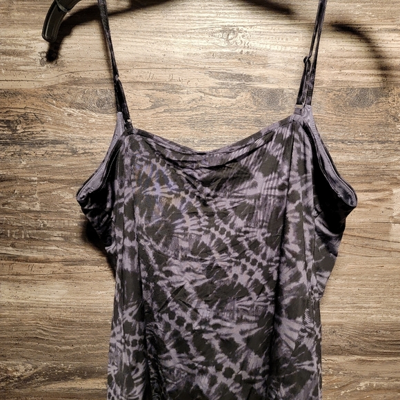 Express black and grey tie dye cropped tank top - Picture 3 of 3
